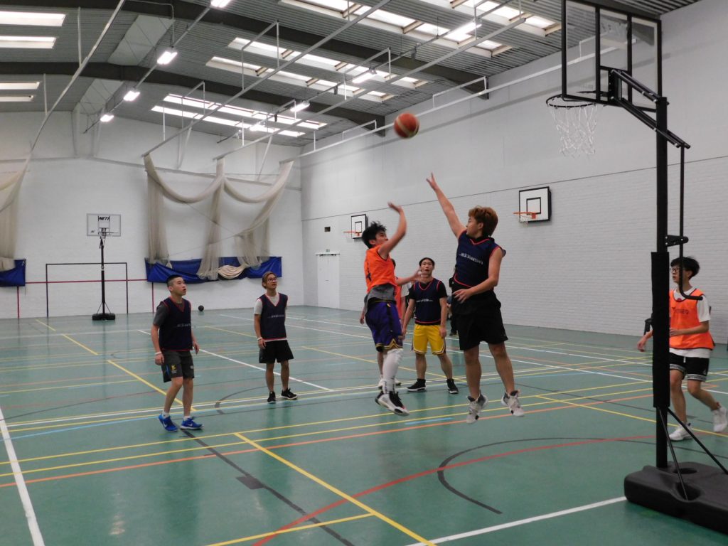 Queen's College Taunton Basketball