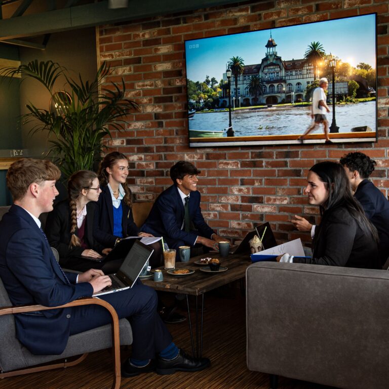 Queen's College Taunton Sixth Form