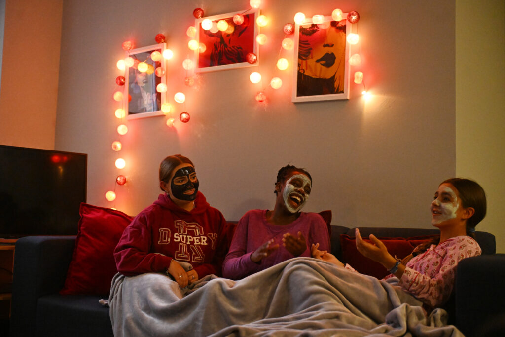 Queen's College Taunton Forces Families boarding school